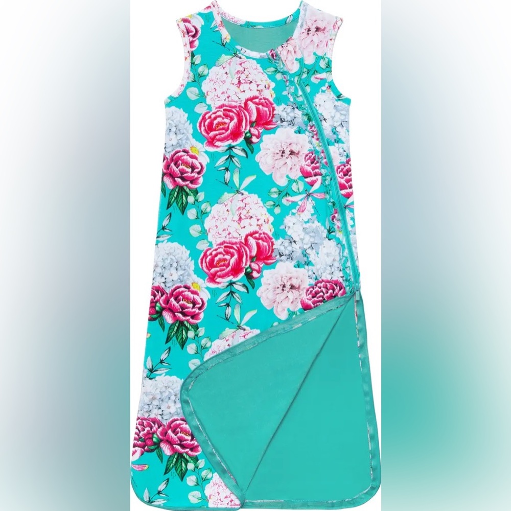 NWOT Posh Peanut sleep sack